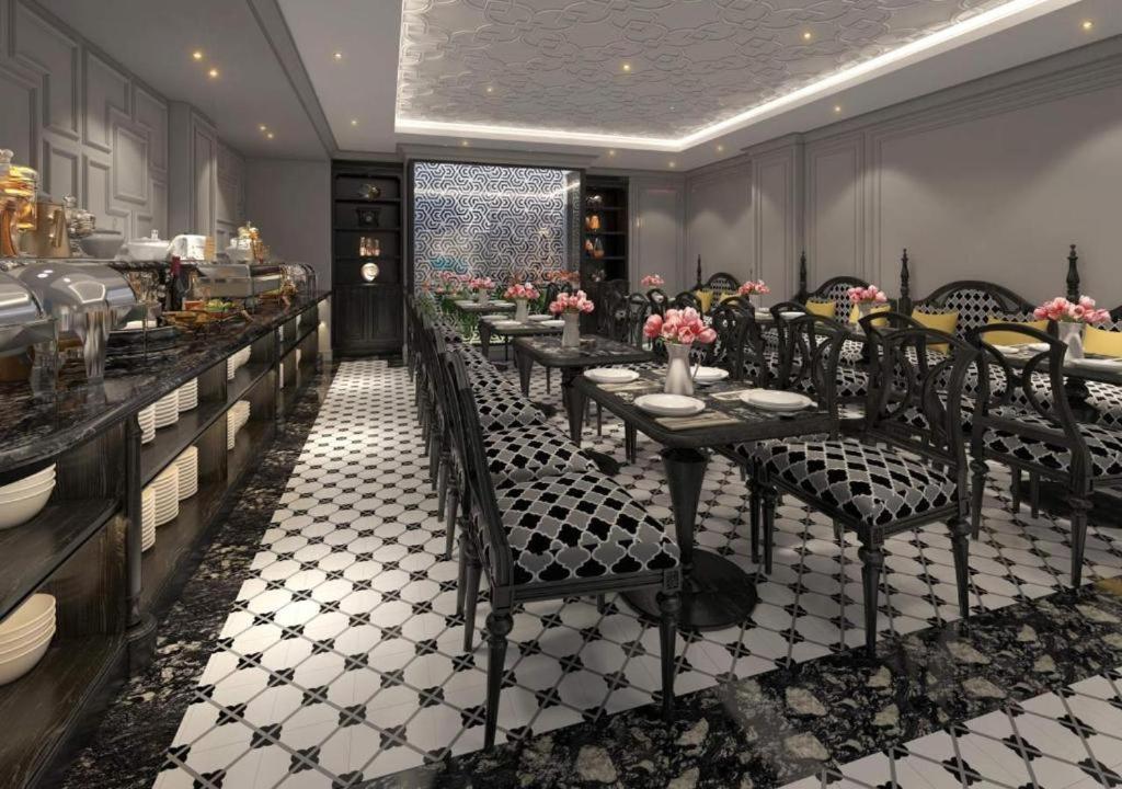 Bay Luxury Hotel Hanoi Buitenkant foto